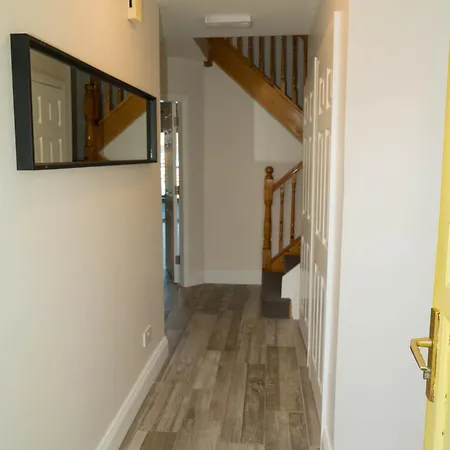 Apartament Glancy'S Accommodation