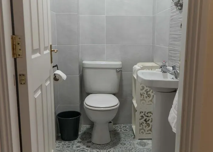 Glancy's * Carrick on Shannon