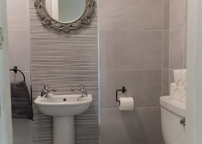 Glancy's Carrick on Shannon